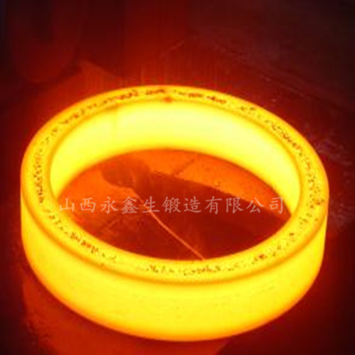 熱處理前的環(huán)形鍛件